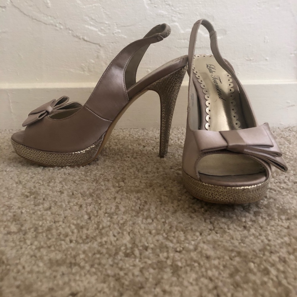 Lulu Townsend High-Heels